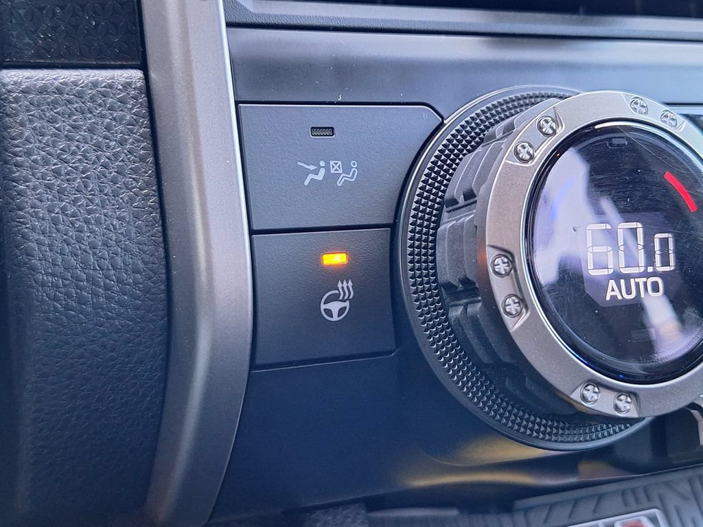 Used 2025 Toyota 4Runner Limited AWD/4WD image 27