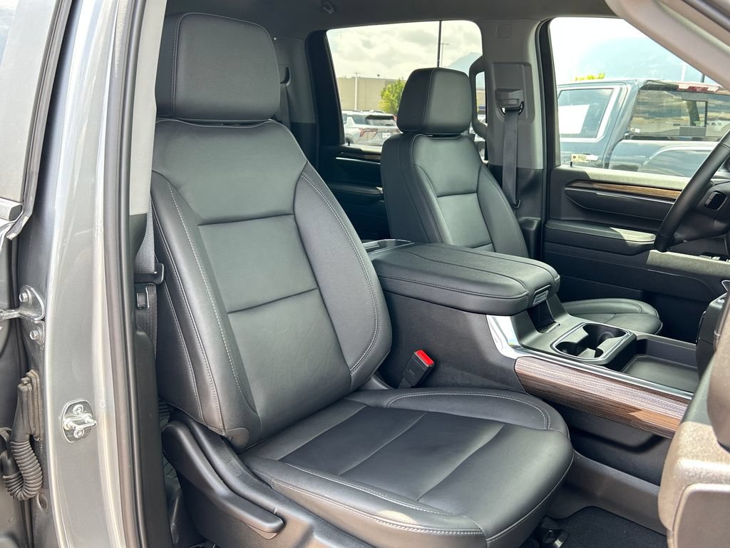 Used 2025 Chevrolet Silverado 2500 LT w/ Trail Boss Package AWD/4WD image 18