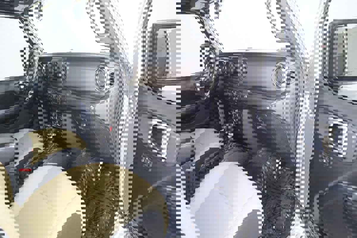 Used 2020 Jeep Gladiator Sport w/ Quick Order Package 24S image 41