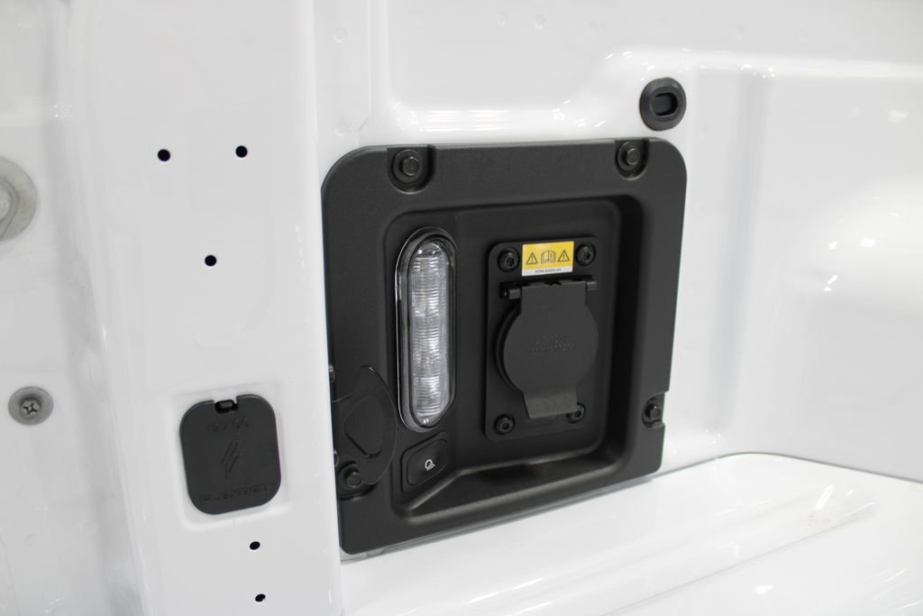 New 2025 Ford Maverick XLT w/ XLT Luxury Package image 22