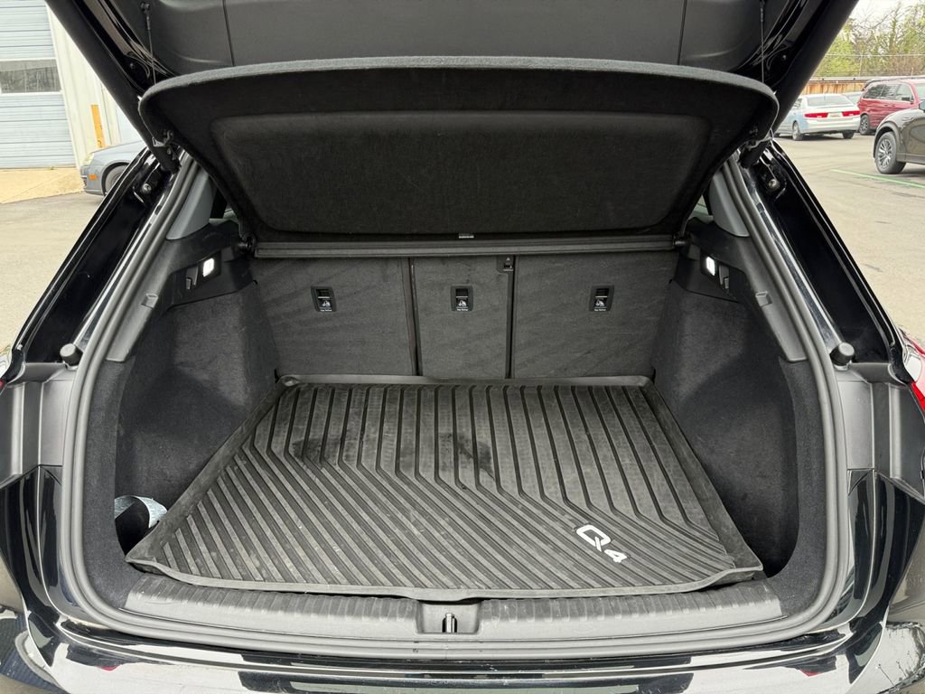 Used 2022 Audi Q4 e-tron Premium Plus image 24