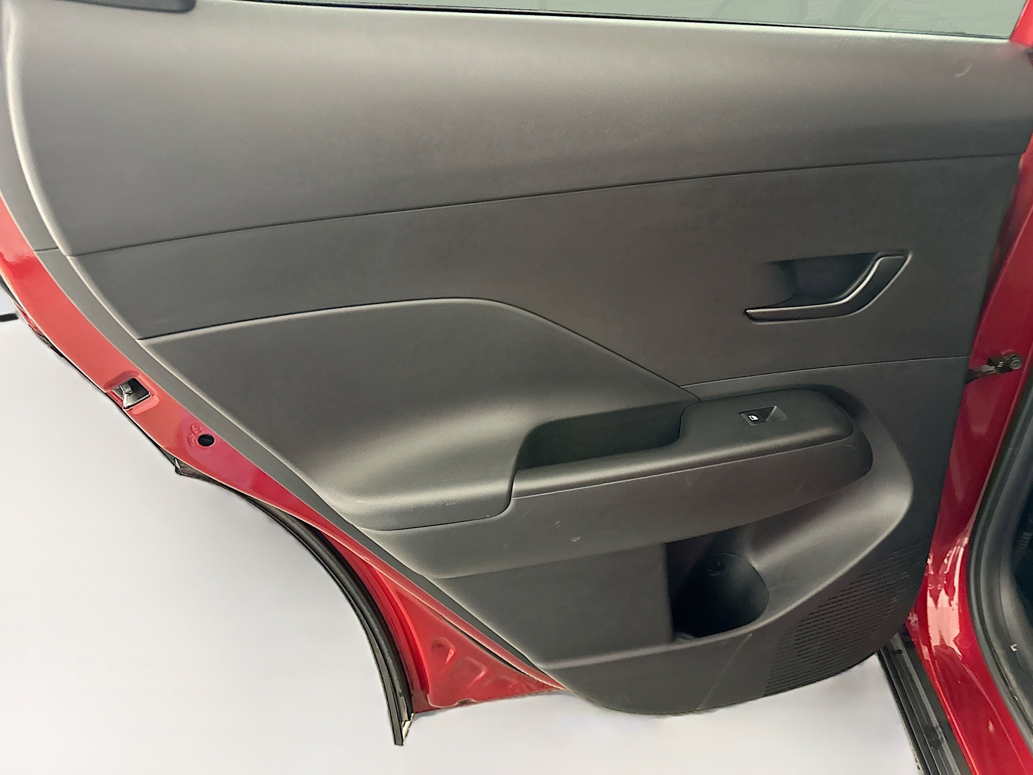 Used 2025 Hyundai Kona SEL image 26