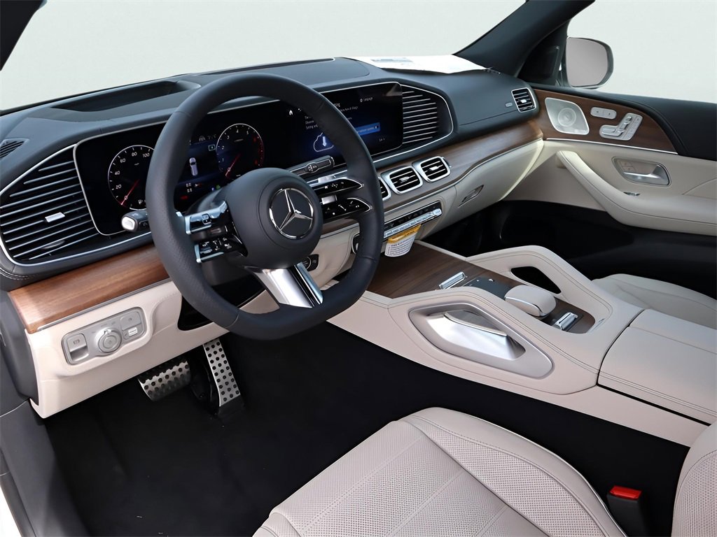 New 2026 Mercedes-Benz GLS 450 4MATIC image 34