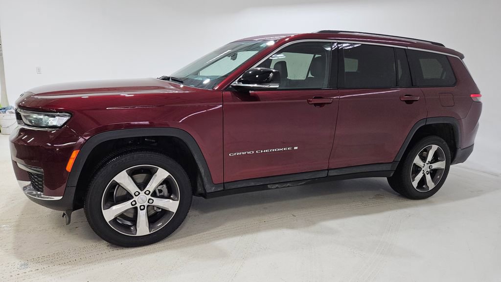 Used 2021 Jeep Grand Cherokee L Limited image 3