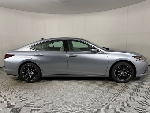 Certified 2024 Lexus ES 350 w/ Premium Package FWD image 10