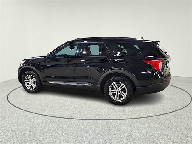 Used 2021 Ford Explorer XLT image 5