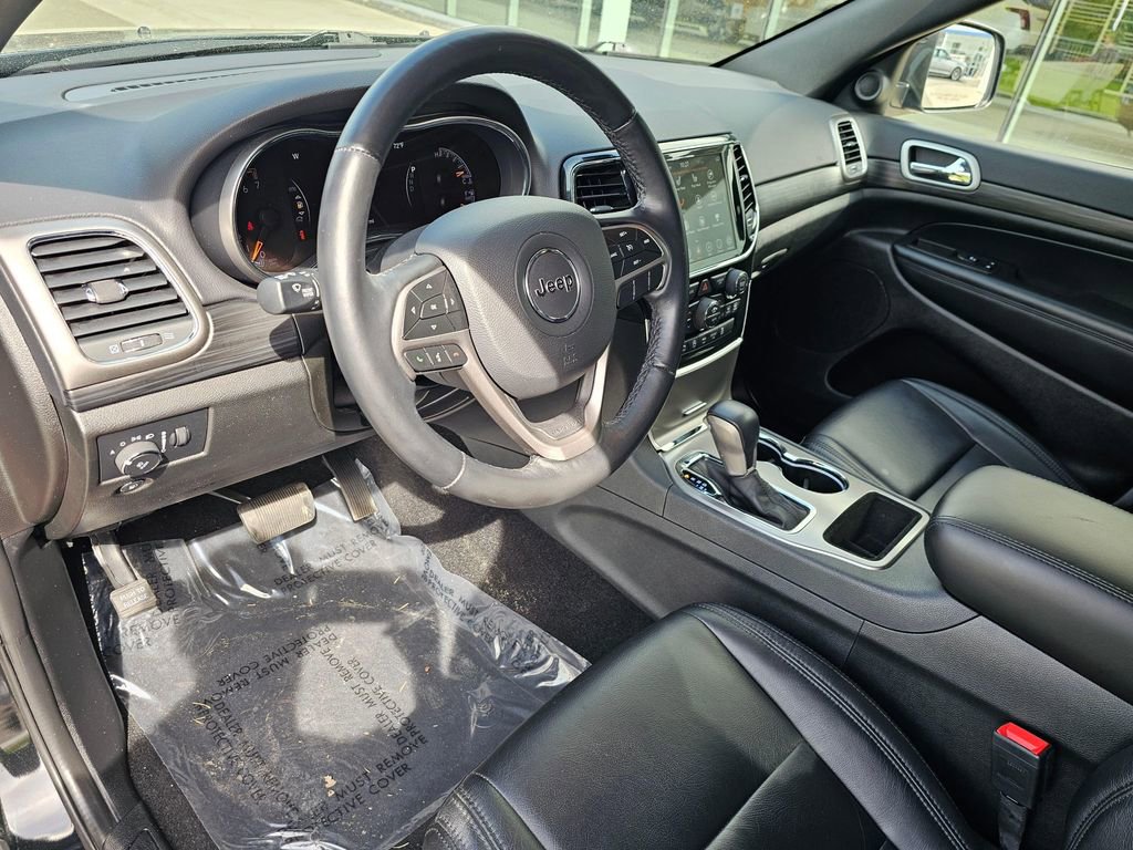 Used 2021 Jeep Grand Cherokee Laredo X AWD/4WD image 19