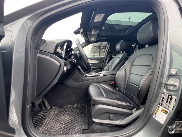 Used 2017 Mercedes-Benz GLC 300 4MATIC image 18