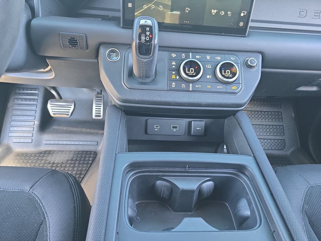 Certified 2023 Land Rover Defender 90 Carpathian Edition AWD/4WD image 24
