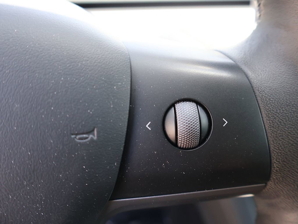 Used 2023 Tesla Model 3 Standard Range RWD image 43