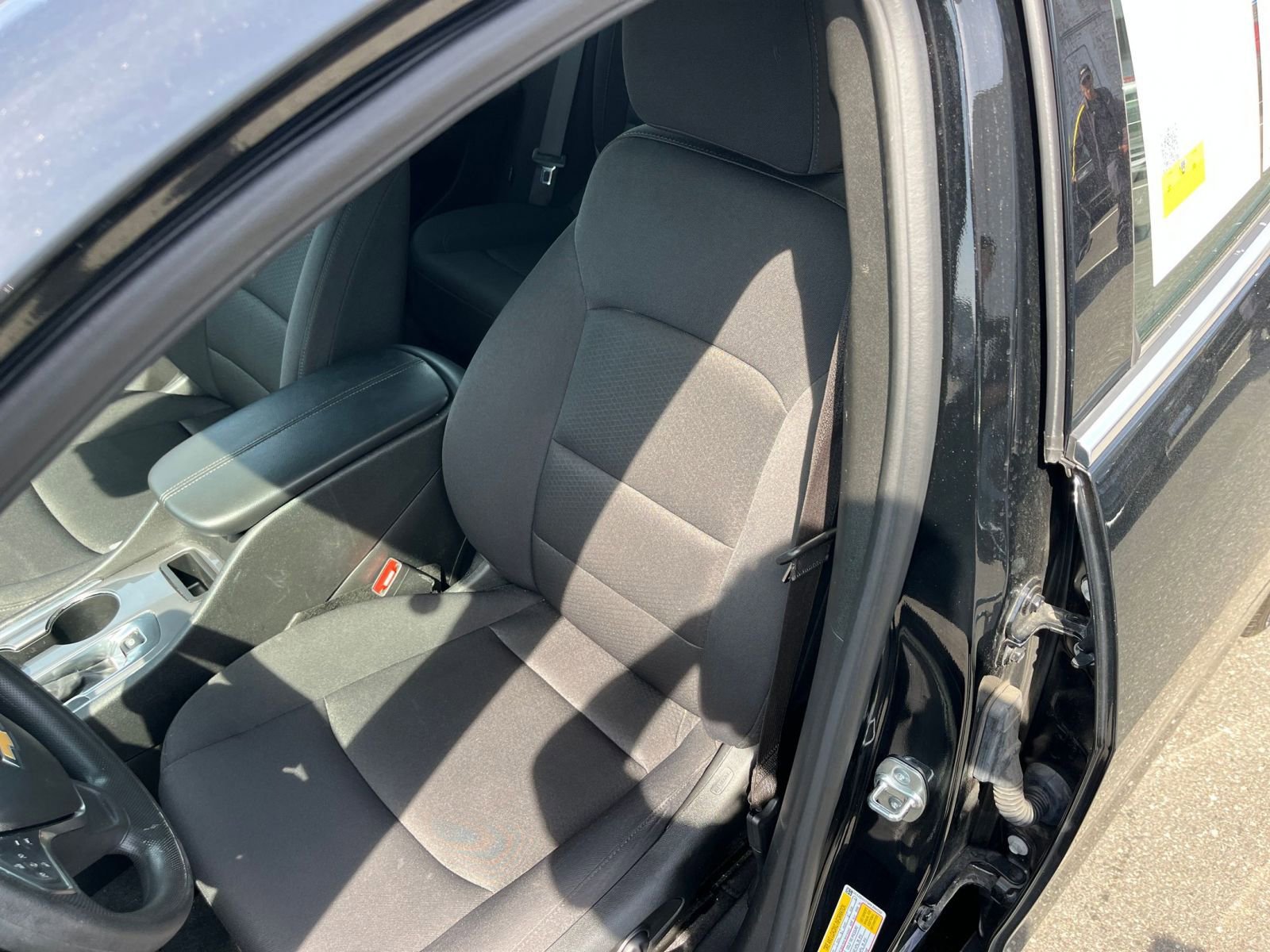 Used 2024 Chevrolet Malibu LT image 38