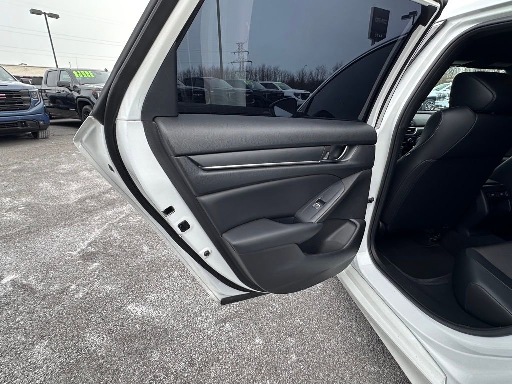 Used 2022 Honda Accord Sport image 22