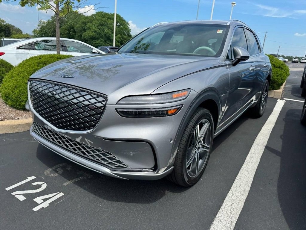 Certified 2026 Genesis Electrified GV70 Advanced AWD/4WD image 3