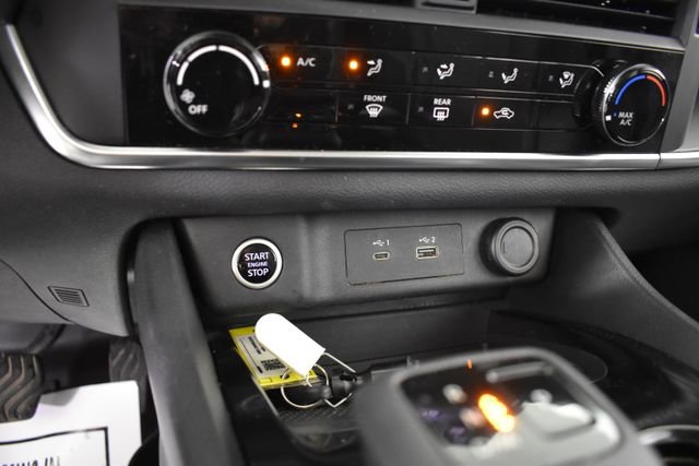 Certified 2022 Nissan Rogue S image 16