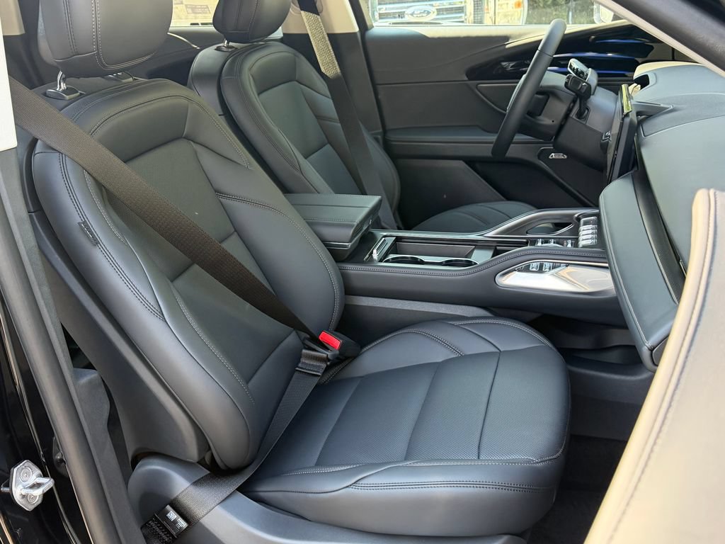 New 2026 Lincoln Nautilus Premier w/ Equipment Group 102A AWD/4WD image 17
