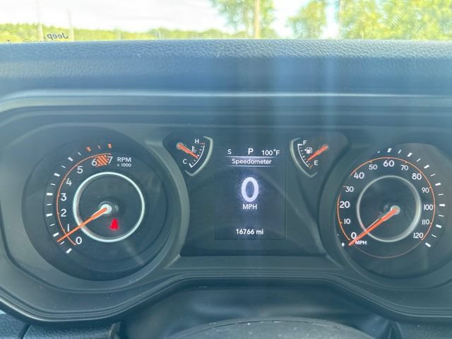 Used 2024 Jeep Wrangler Unlimited Sport AWD/4WD image 16