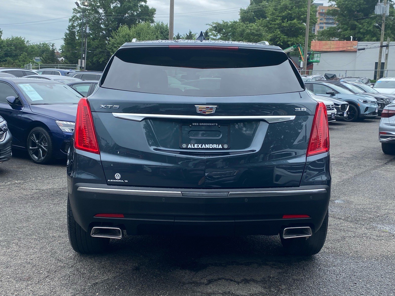 Used 2019 Cadillac XT5 Luxury FWD image 3