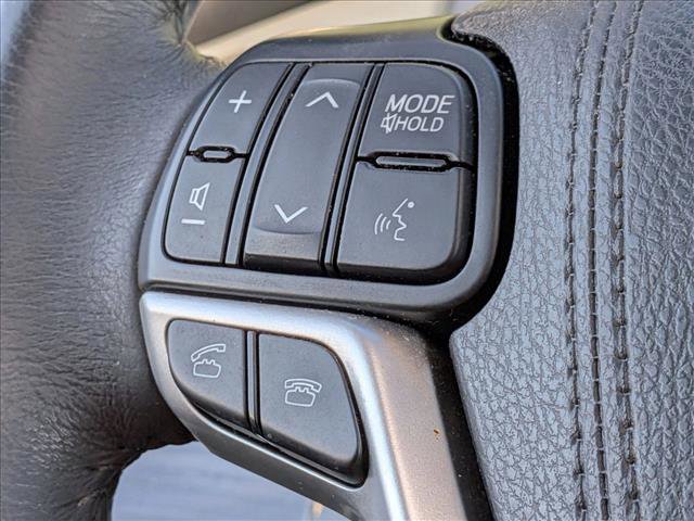 Used 2017 Toyota Sienna XLE AWD/4WD image 12