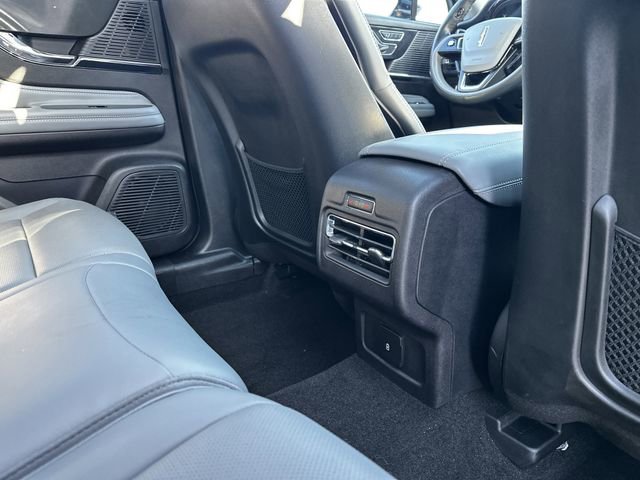 Used 2022 Lincoln Corsair AWD w/ Premium Package image 39