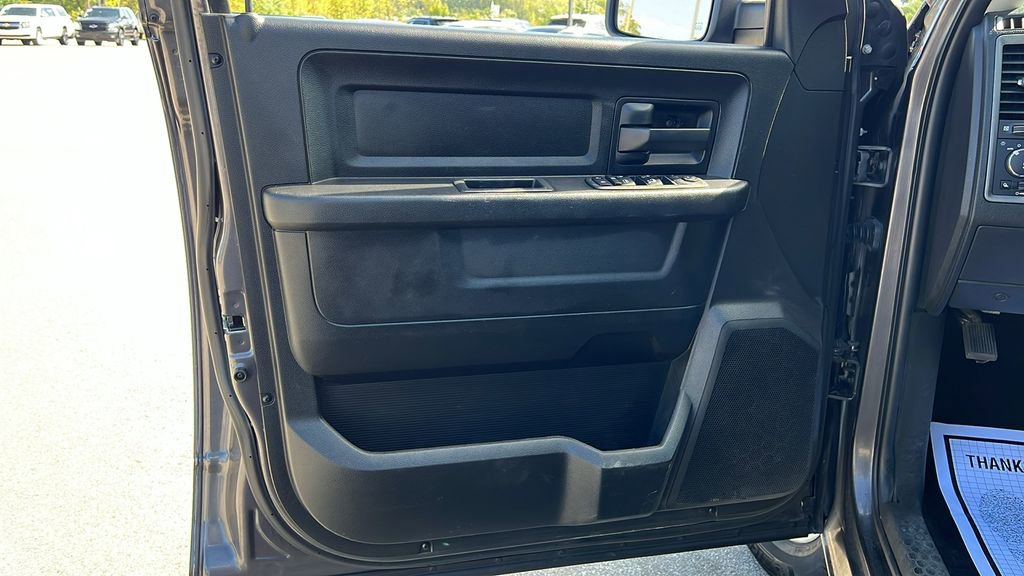 Used 2019 RAM 1500 ST w/ SXT Plus Group image 9