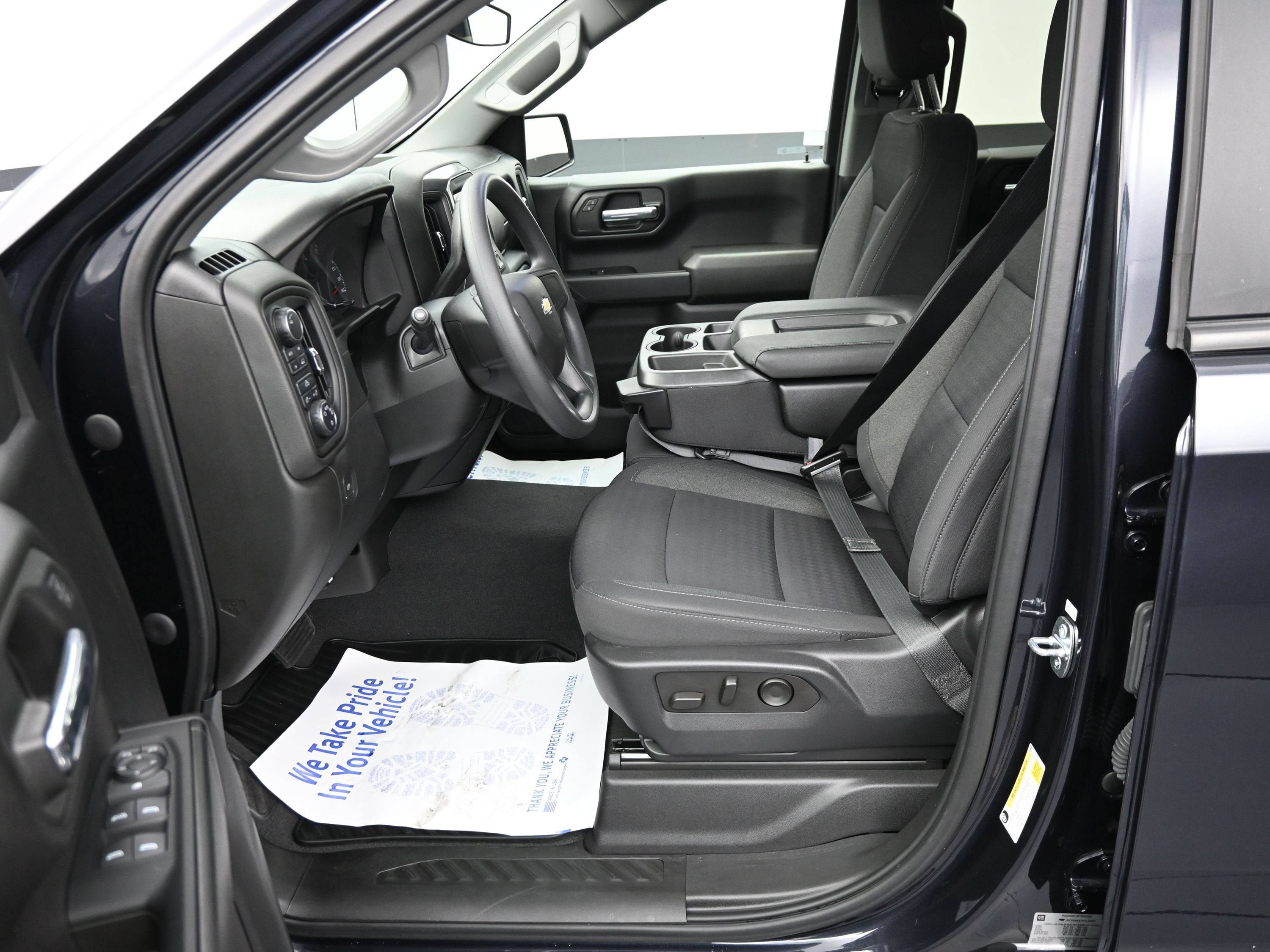Certified 2023 Chevrolet Silverado 1500 Custom w/ LPO, Dark Essentials Package AWD/4WD image 10