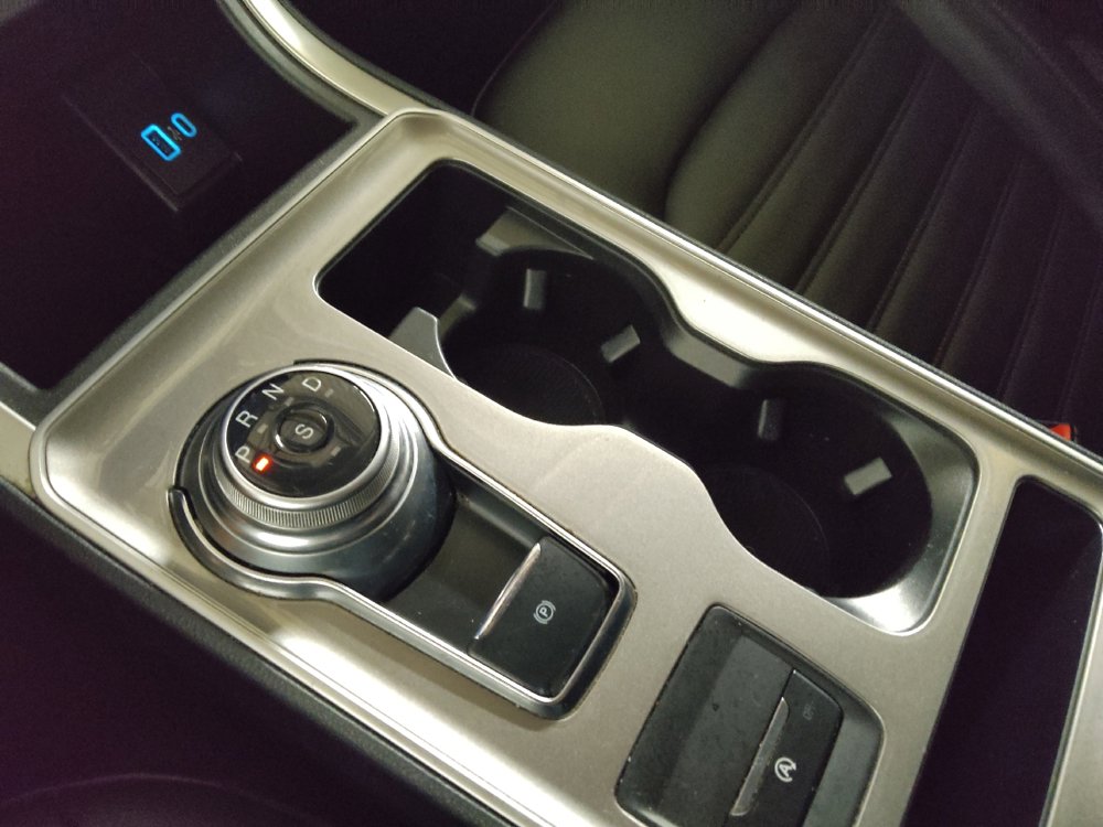 Used 2023 Ford Edge SEL image 26