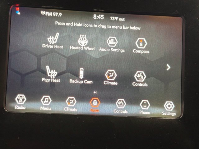 Used 2019 Jeep Cherokee Latitude w/ Cold Weather Group FWD image 33