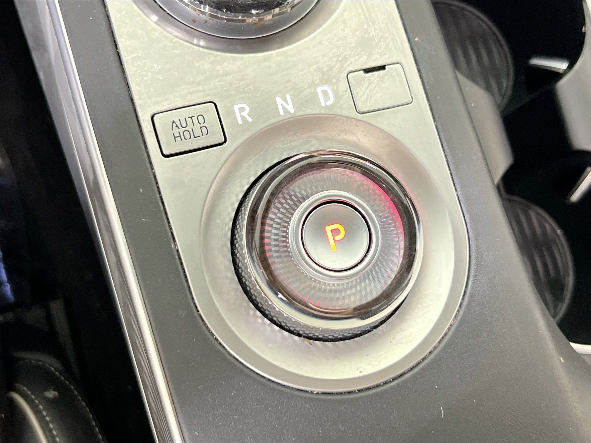 Used 2023 Genesis GV70 3.5T Sport w/ Sport Advanced Package AWD/4WD image 17