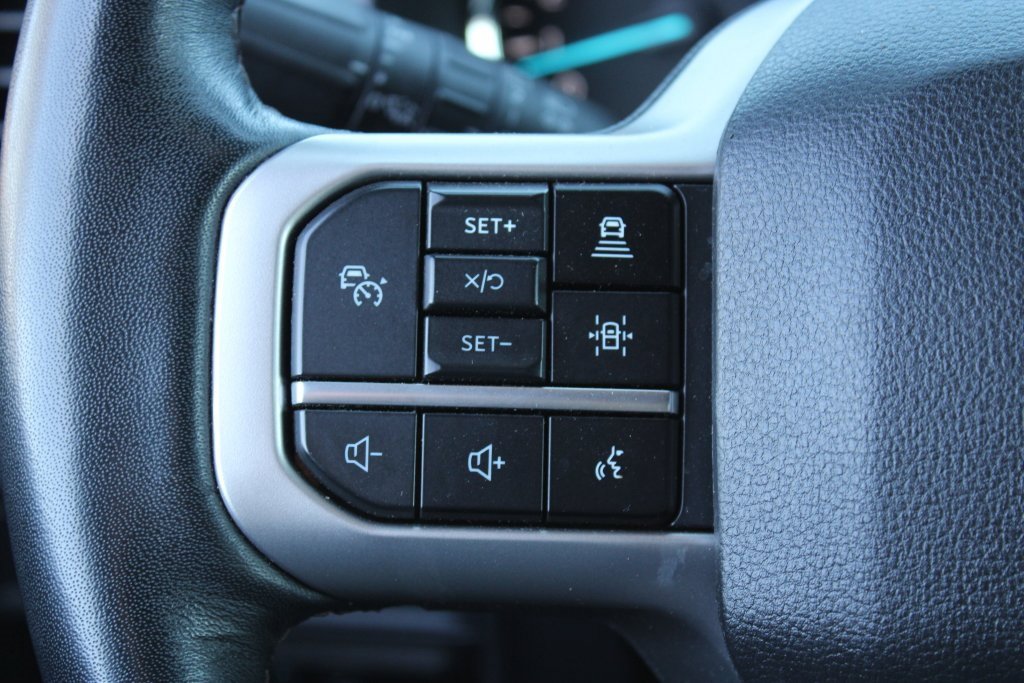 Used 2024 Ford Expedition Limited image 14