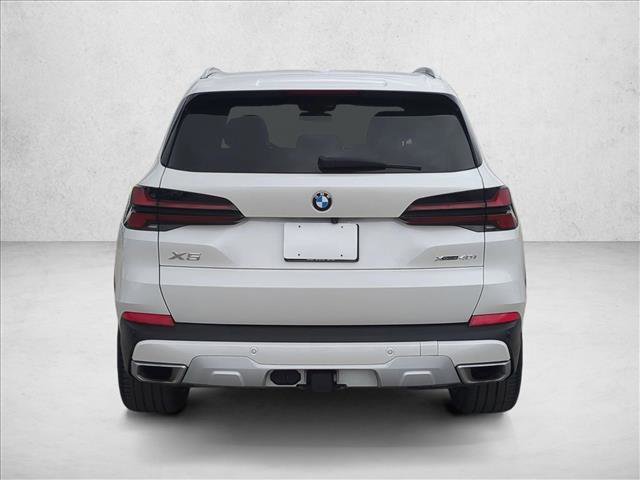 Used 2024 BMW X5 xDrive40i w/ Premium Package image 7