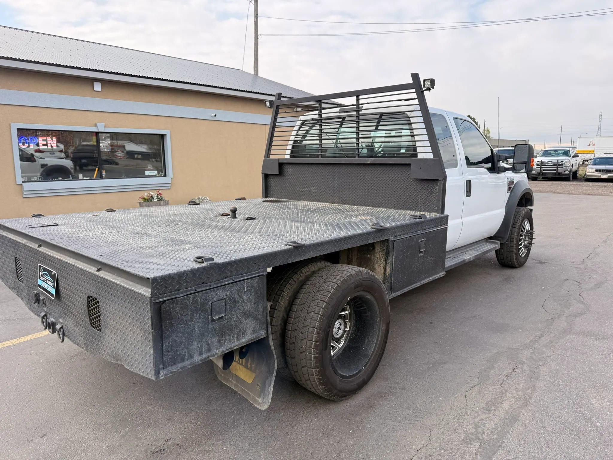 Used 2008 Ford F550 4x4 Super Cab Super Duty image 3
