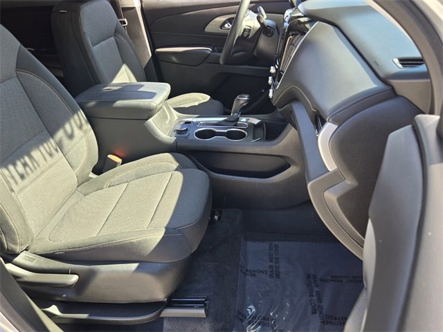 Used 2020 Chevrolet Traverse LT image 18