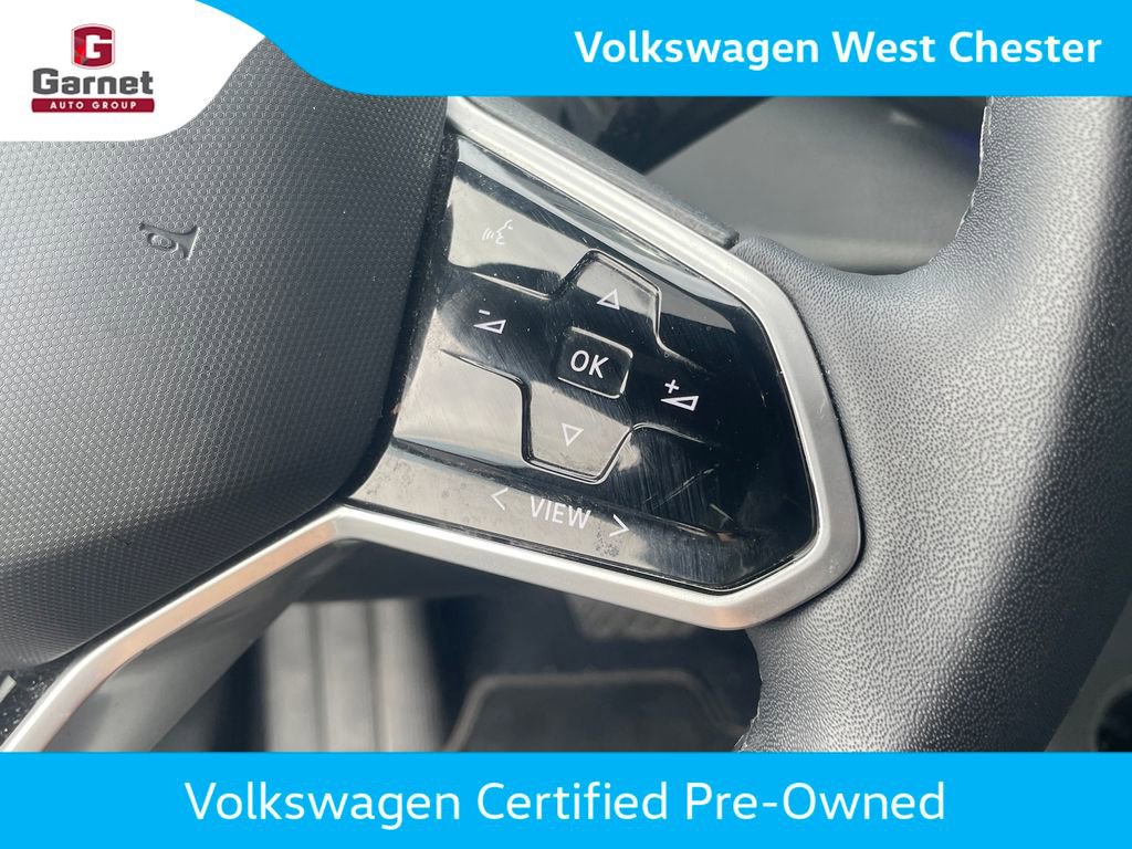 Certified 2023 Volkswagen ID.4 Pro AWD/4WD image 35