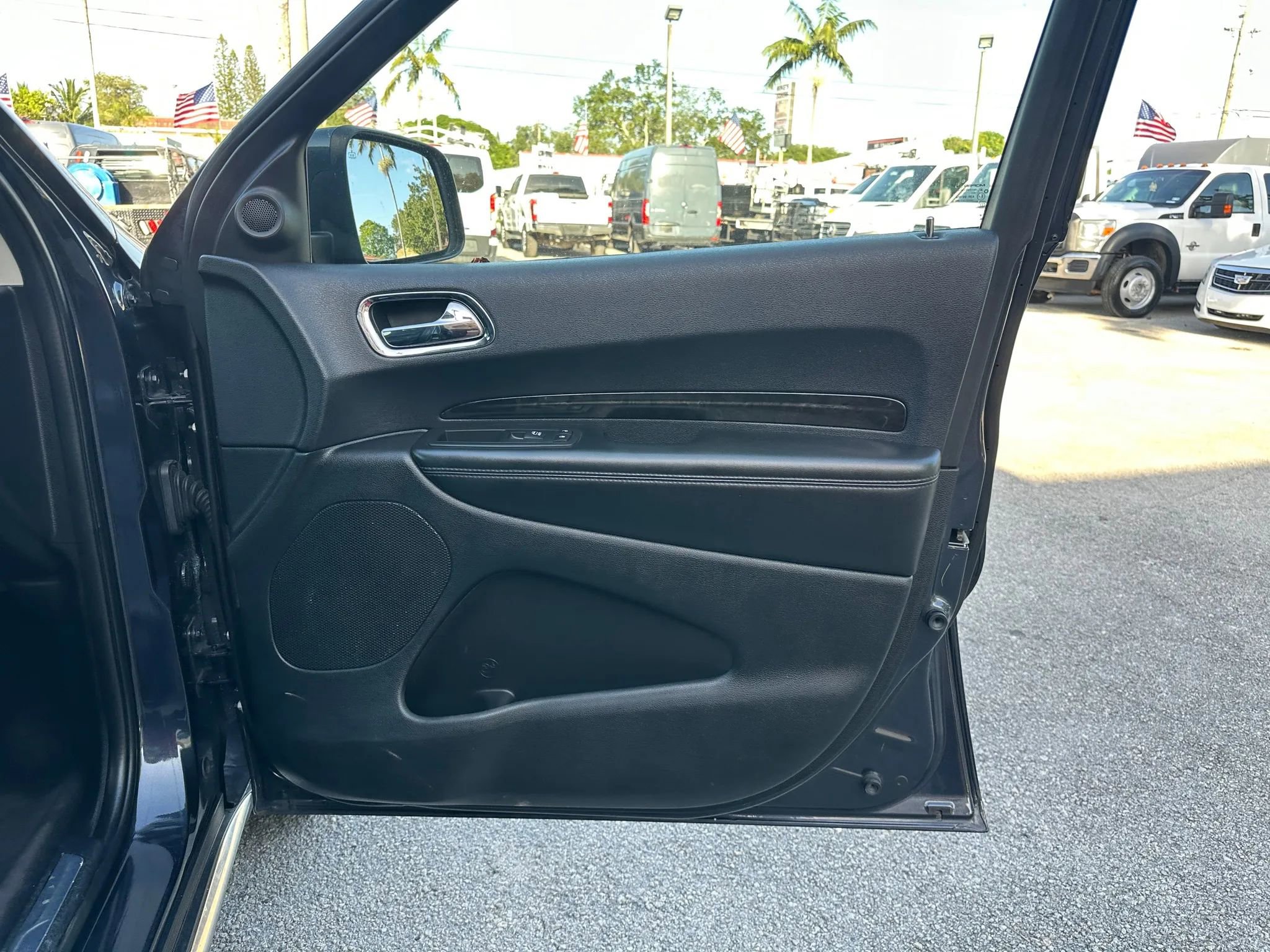 Used 2016 Dodge Durango Limited w/ Nav & Power Liftgate Group AWD/4WD image 18