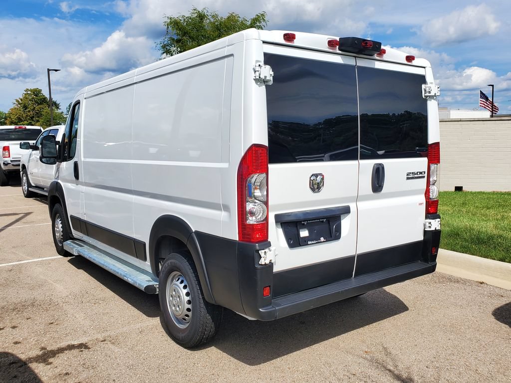 Used 2025 RAM ProMaster 2500 w/ U-Haul Equipment Group FWD image 3