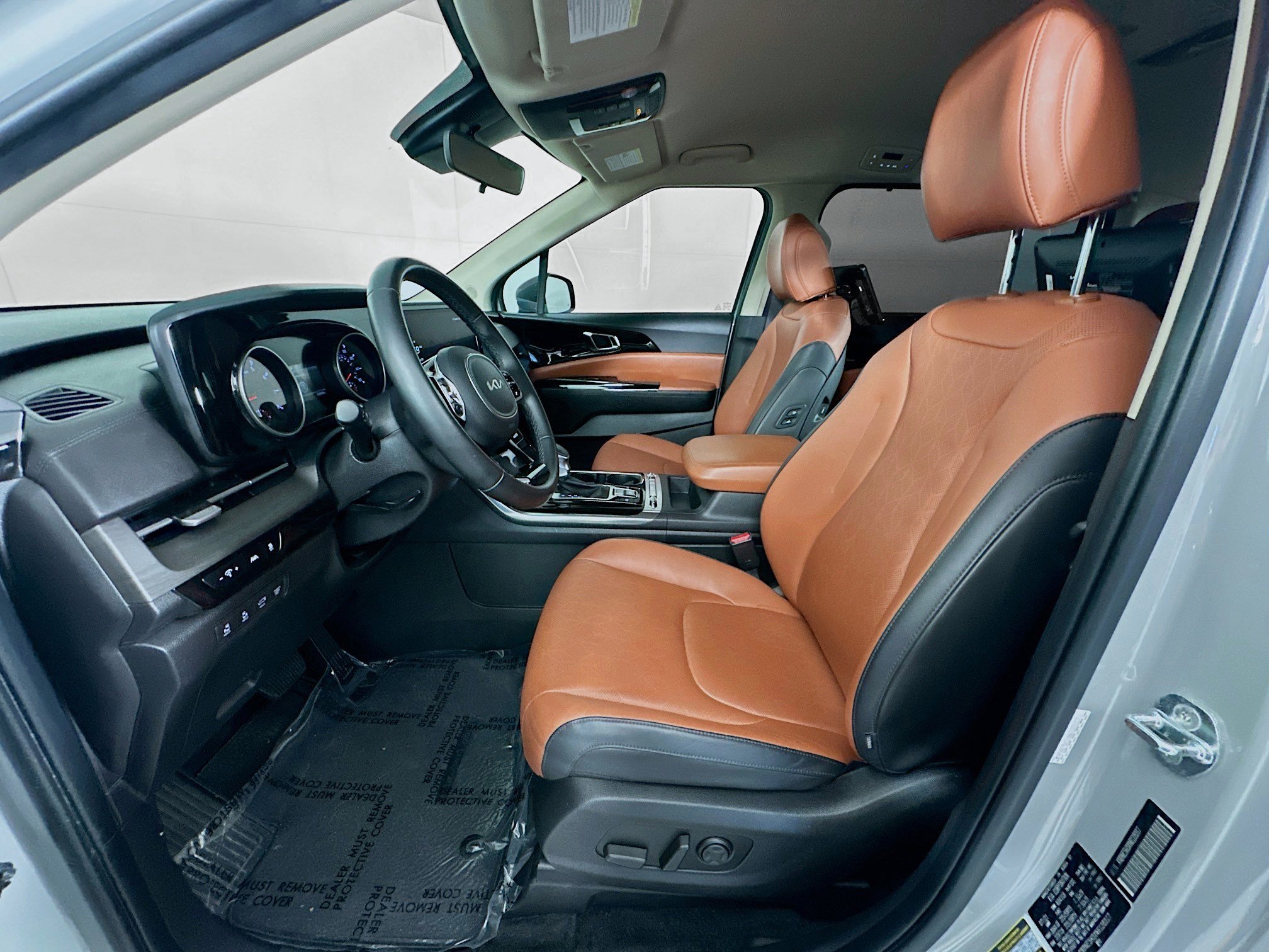 Used 2022 Kia Carnival SX image 13