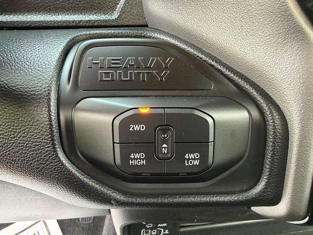 Used 2026 RAM 2500 Big Horn AWD/4WD image 8