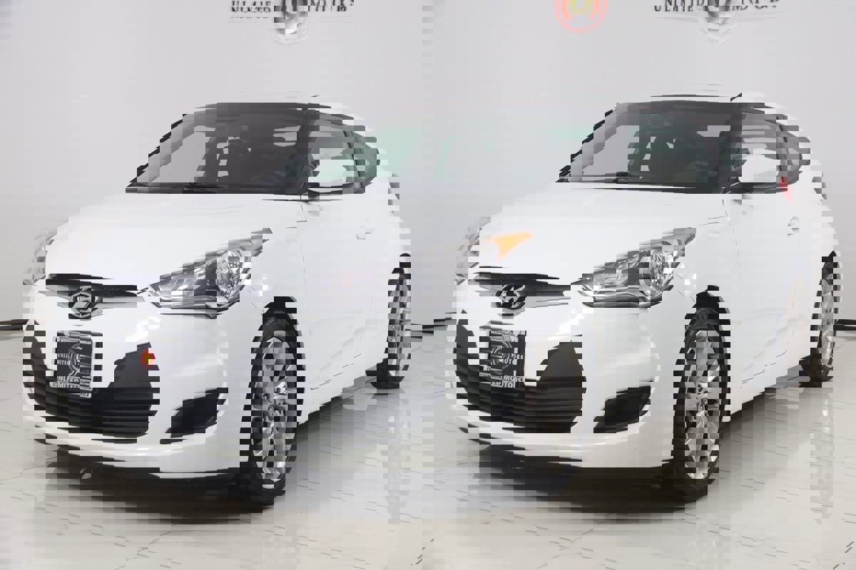 Used 2016 Hyundai Veloster w/ Option Group 02 image 5