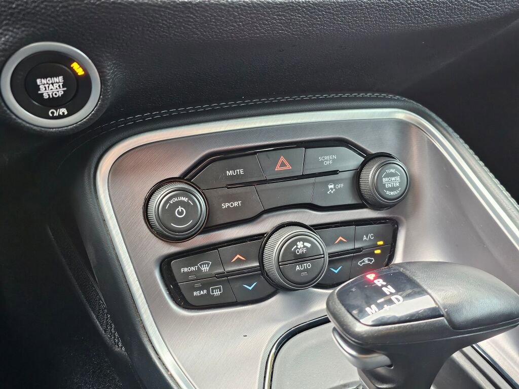 Used 2022 Dodge Challenger SXT w/ Blacktop Package image 30