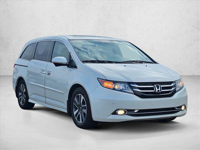 Used 2016 Honda Odyssey Touring video 3