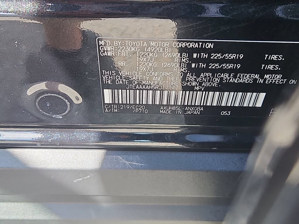Used 2024 Toyota Venza Nightshade AWD/4WD image 14