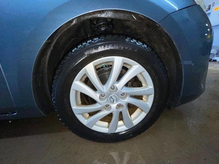 Used 2012 MAZDA MAZDA3 i Touring FWD image 19