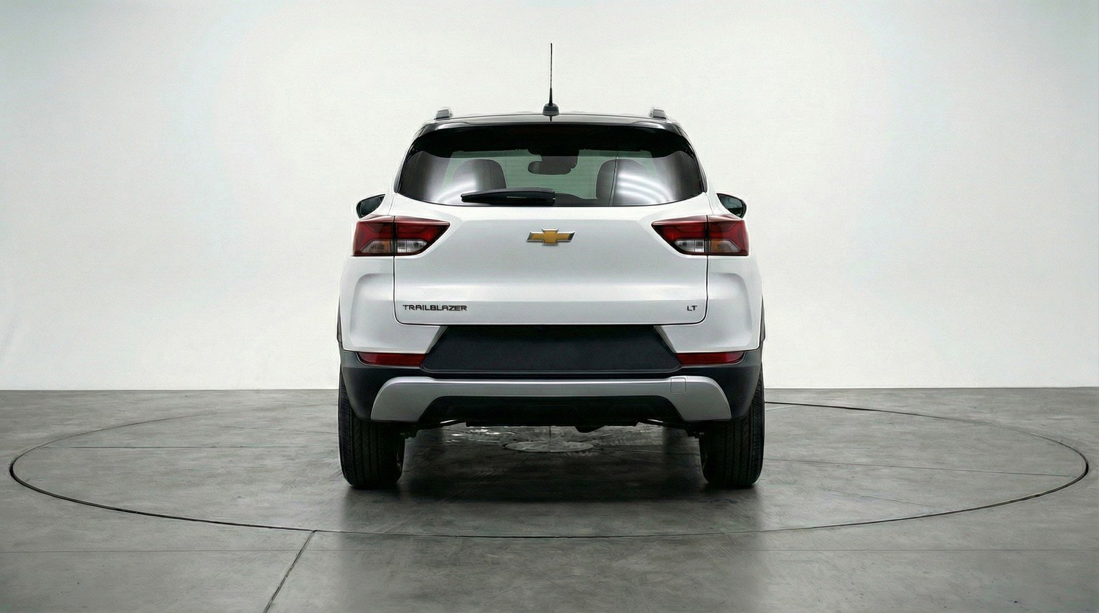 Used 2025 Chevrolet TrailBlazer LT FWD image 6