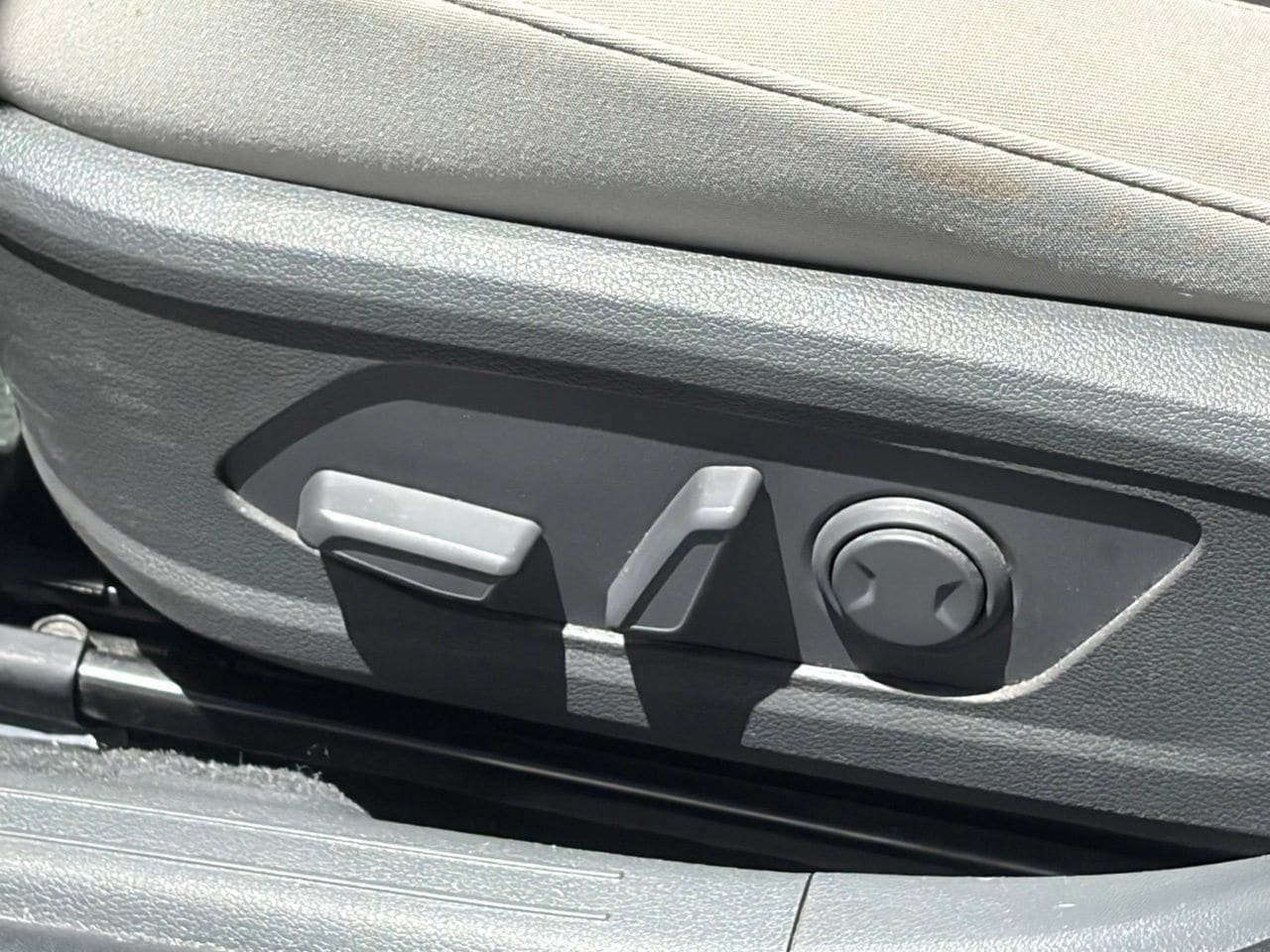 Used 2025 Hyundai Sonata SEL FWD image 5