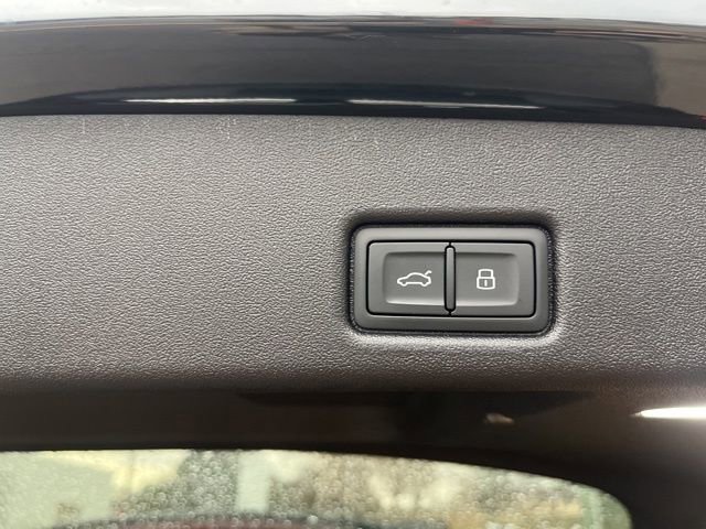 New 2025 Audi Q5 Premium image 26