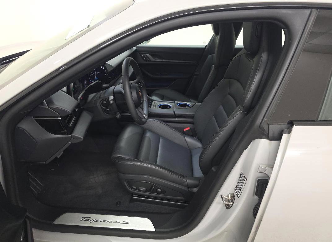 Used 2025 Porsche Taycan 4S w/ Premium Package AWD/4WD image 7