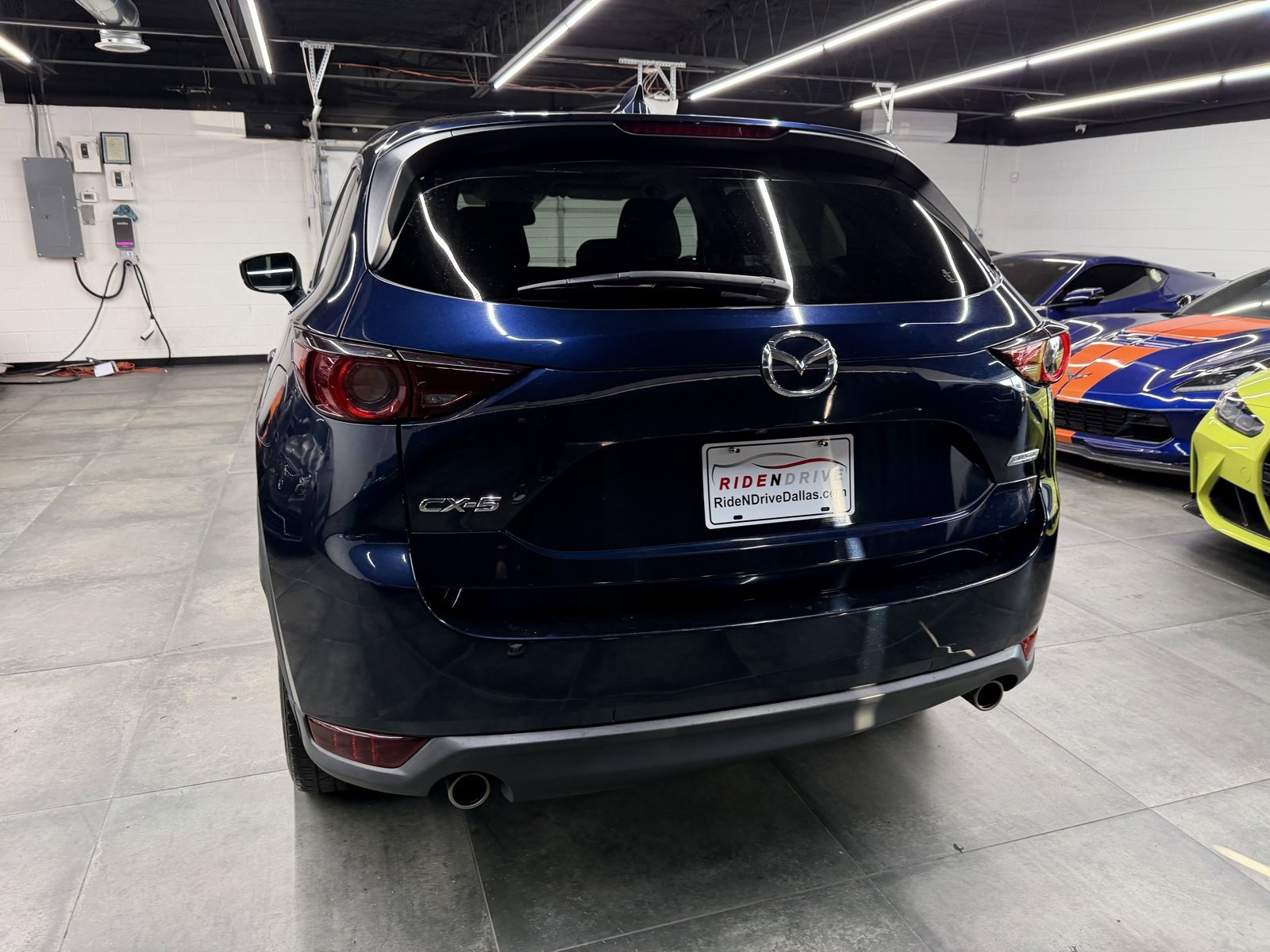 Used 2019 MAZDA CX-5 Touring image 5