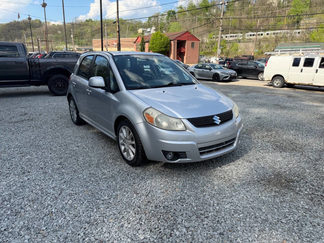 Used 2012 Suzuki SX4 Sportback FWD image 5