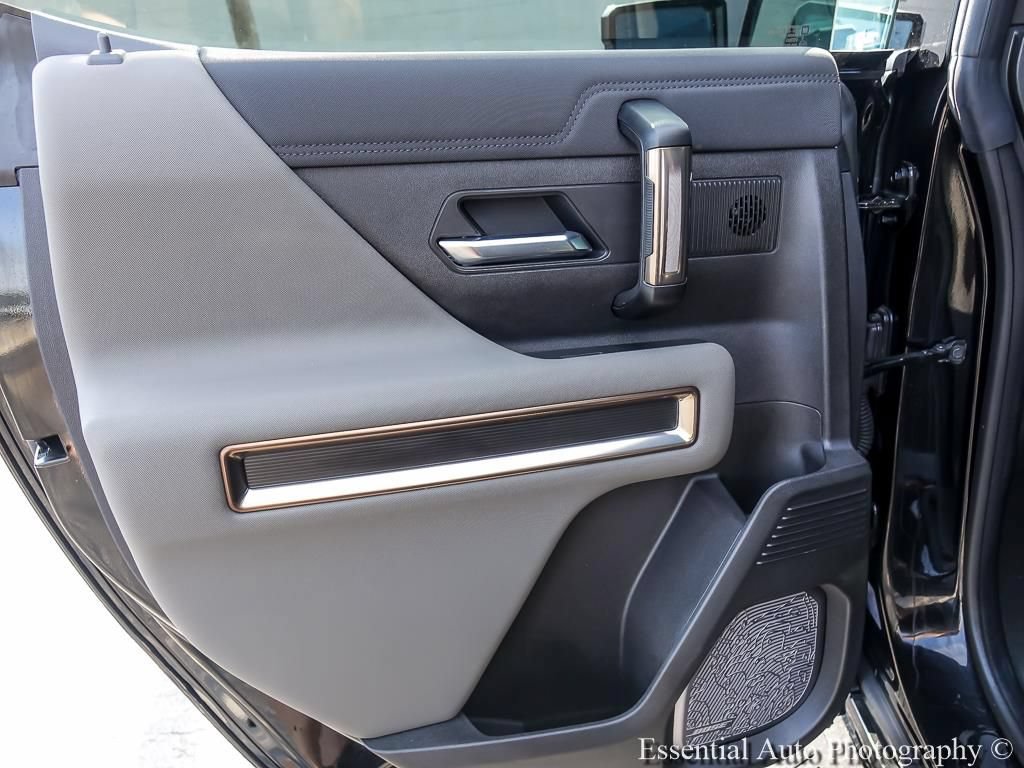 Used 2025 GMC Hummer EV 2X AWD/4WD image 26