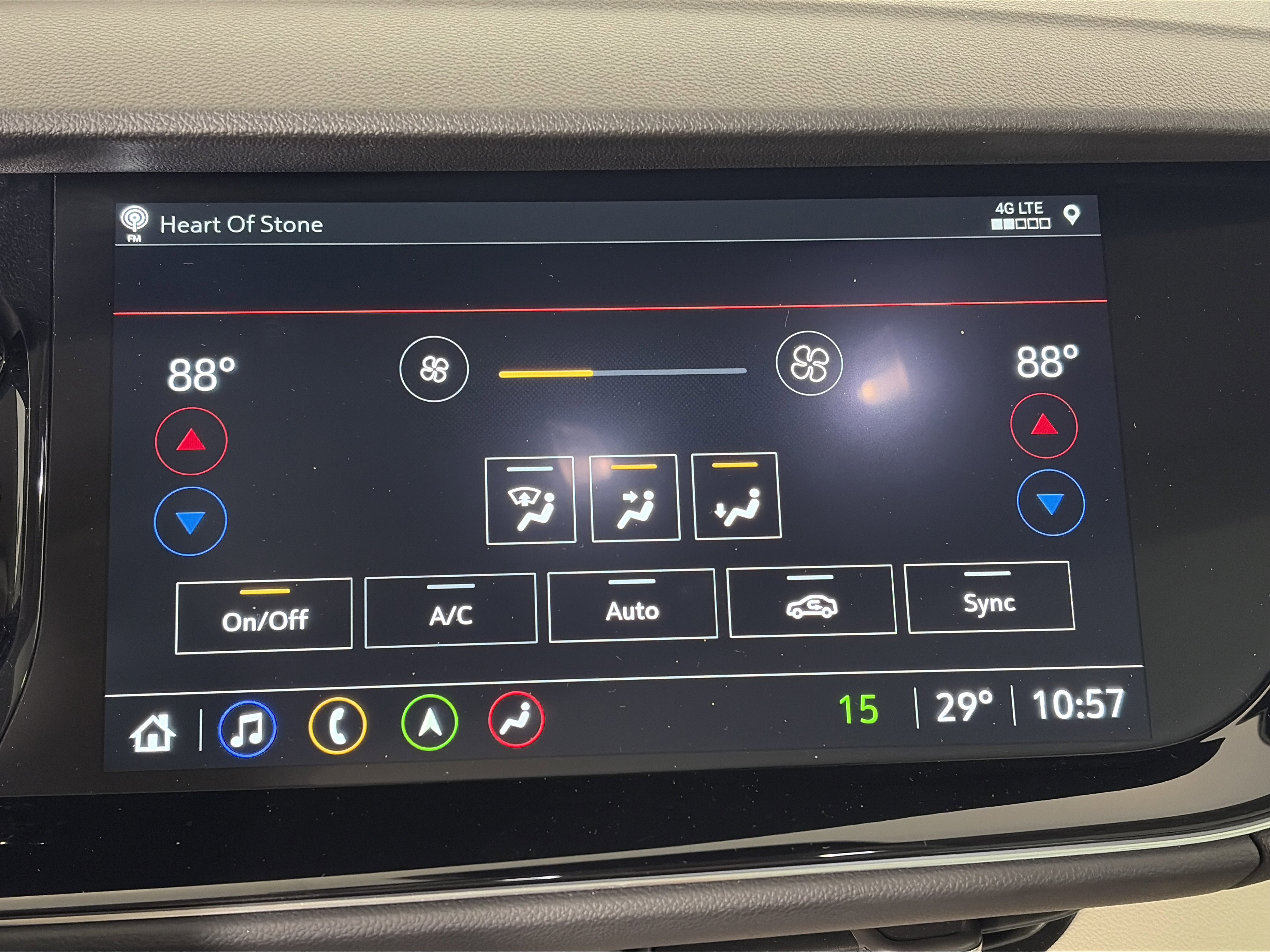 Certified 2023 Buick Envision Avenir image 23